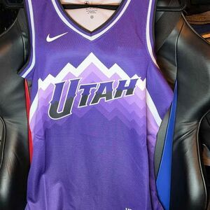 Utah Jazz Mens Small City Edition Team Jersey